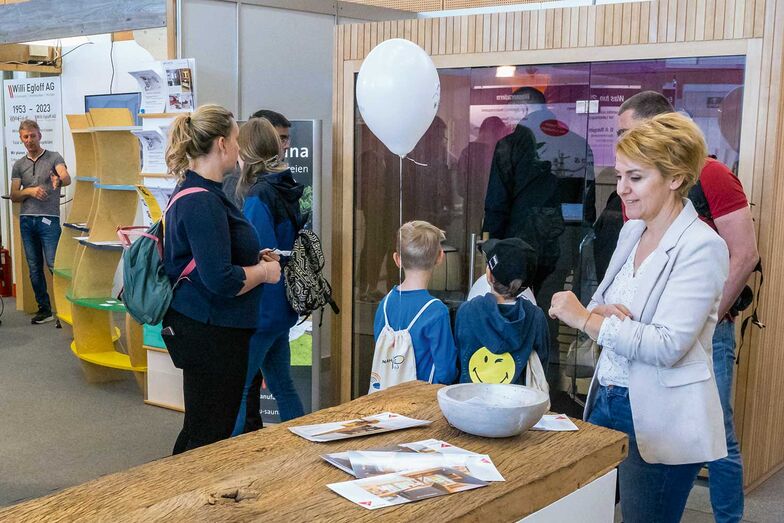Impressionen an der Bauen + Wohnen, Tägi Wettingen.